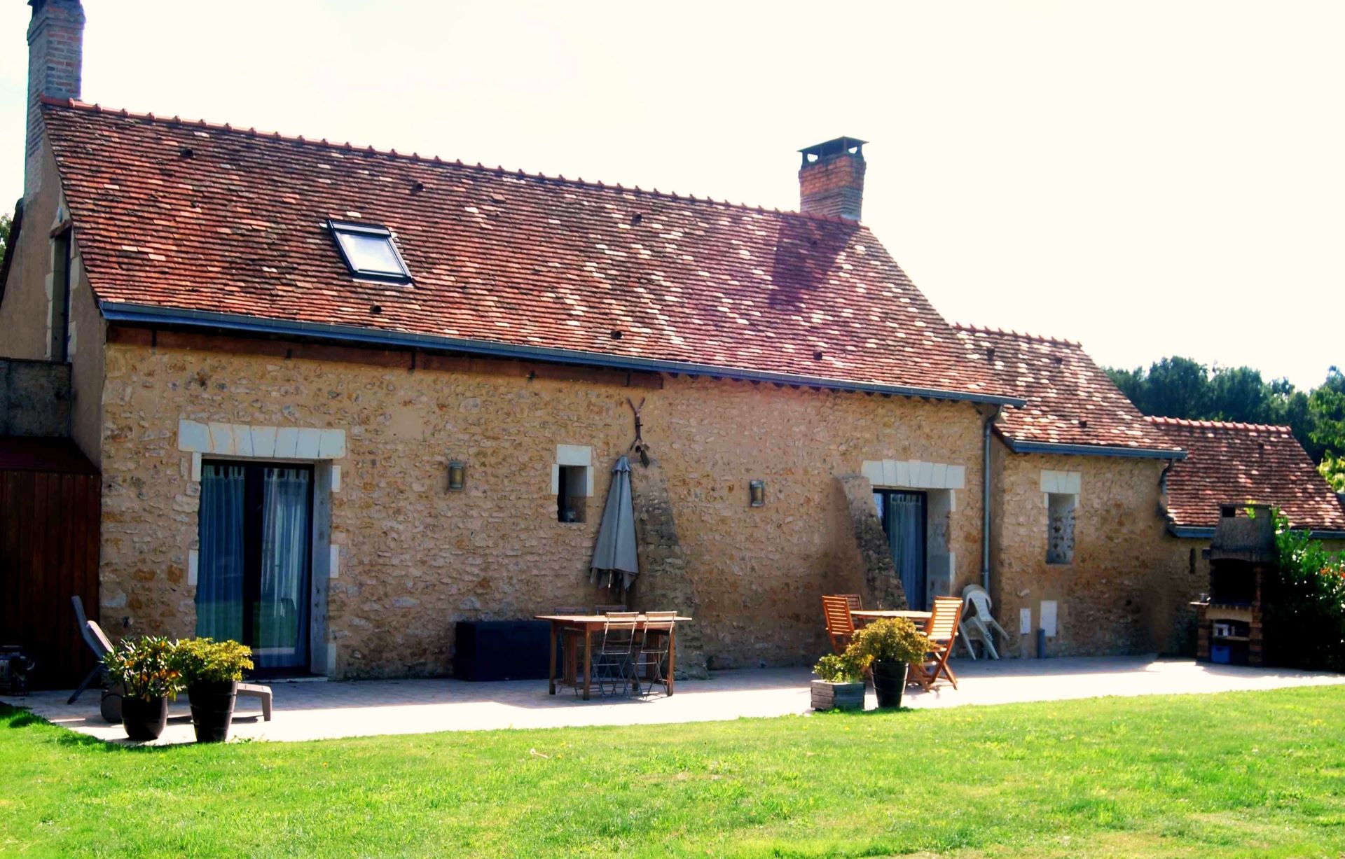 maison petite richardière terrasse barbecue